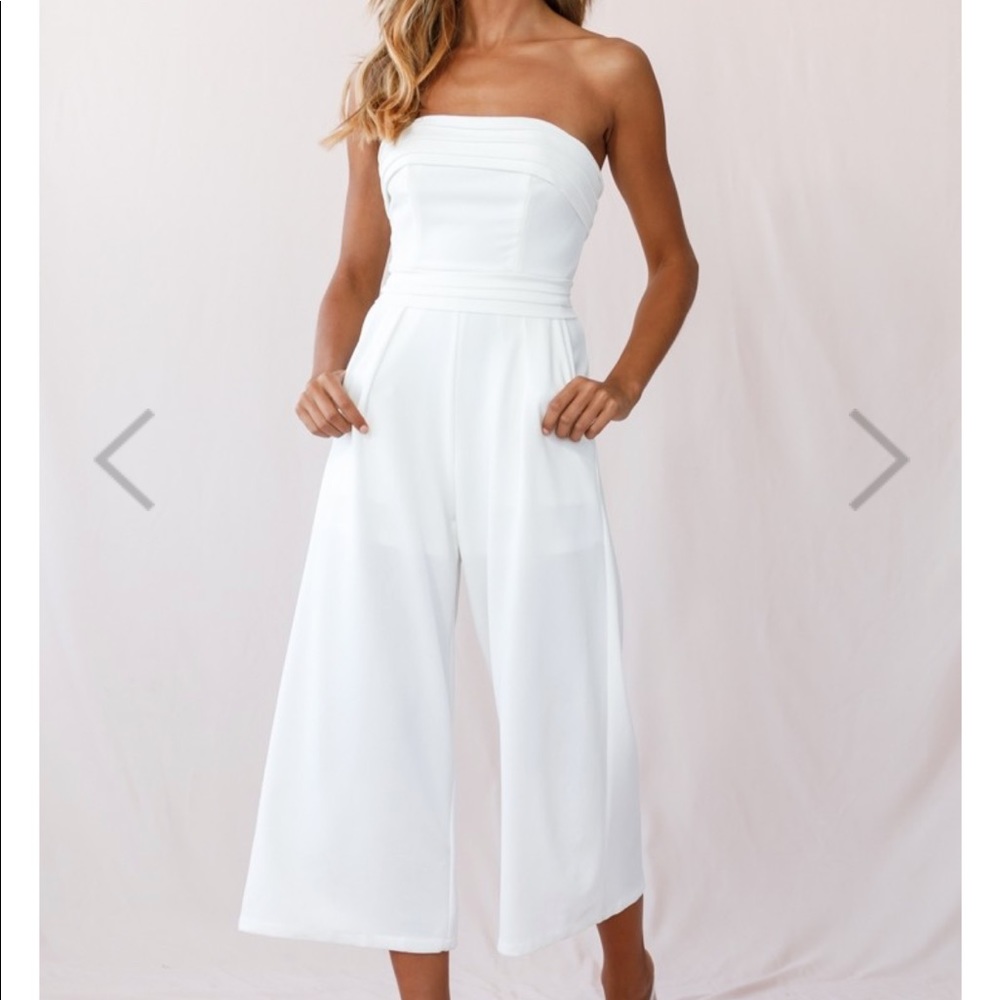 White wide-leg strapless jumpsuit - selfie Leslie. New with tags.